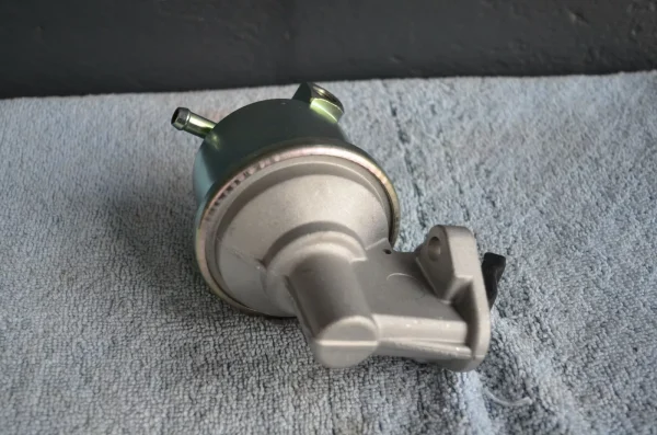 1970 -1981 CORVETTE Small Block 350 Chev mechanical fuel pump. #0882 - Image 5