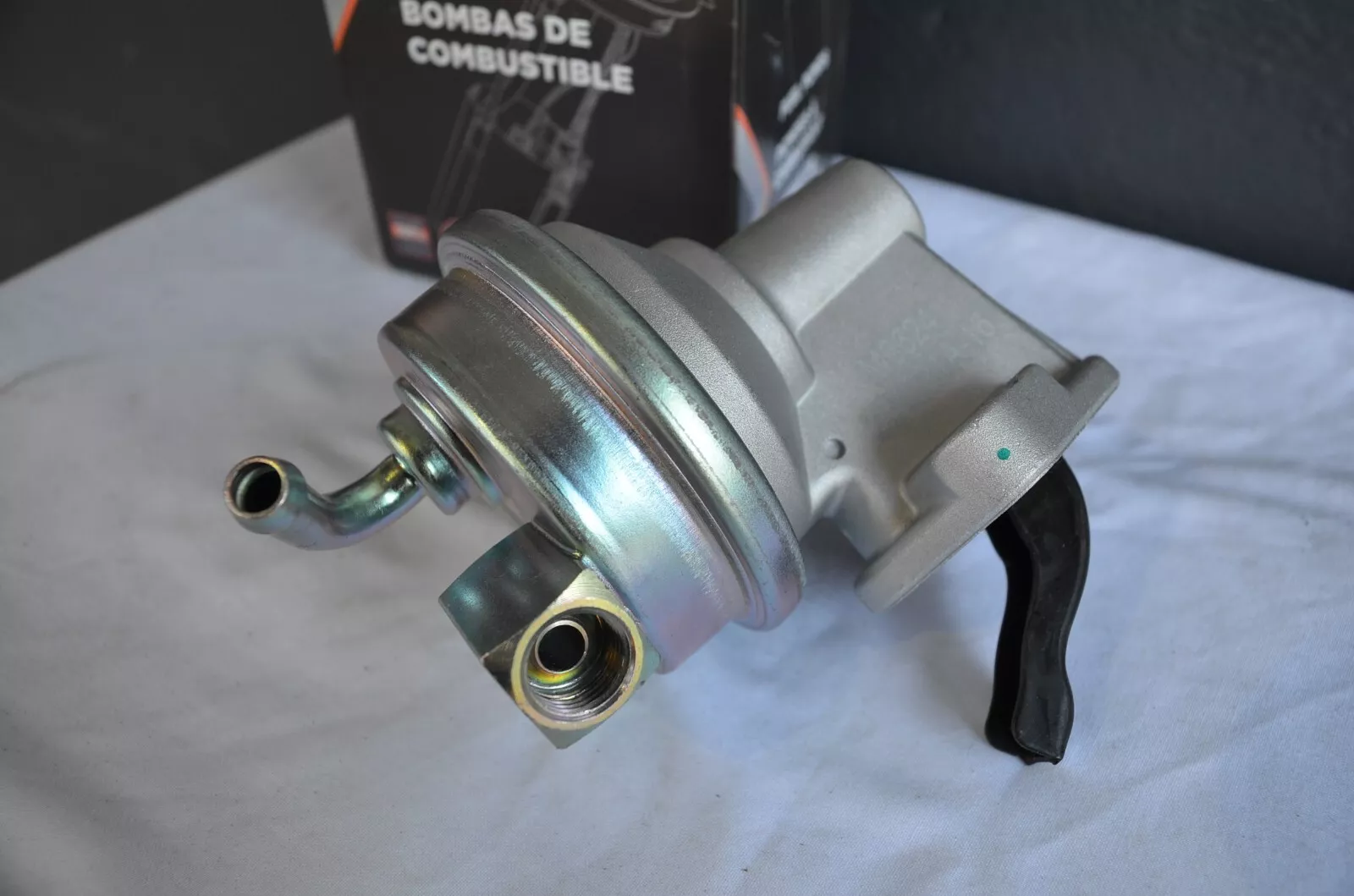 CARTER MECHANICAL FUEL PUMP FITS SMALL BLOCK CHEV 283-400 7.5-9 PSI 40 GPH #M6624 - Image 5