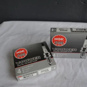 Quantity 8 x NGK BKR5E 7938 Spark Plugs -V-Power Resistor Type - Pre-Set Gap: 0.036" as sold in the USA